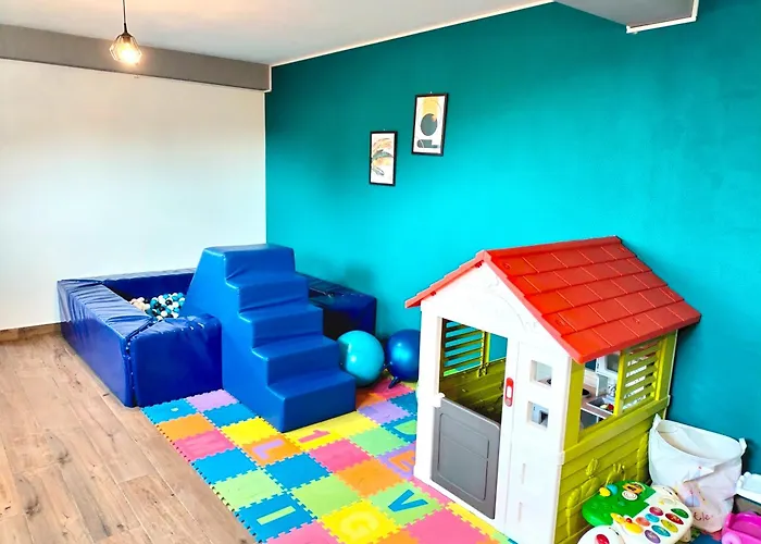 Agroturystyka Jodlowa - Rodzinne Apartamenty W Centrum Gor Swietokrzyskich - Sala Zabaw, Zwierzeta, Bilard